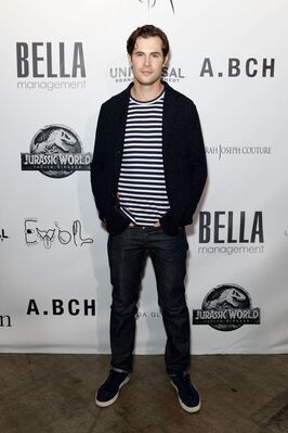 04112018_-_Jurassic_World_-_Fallen_Kingdom_Runway_Show_-_Arrivals_003.jpg