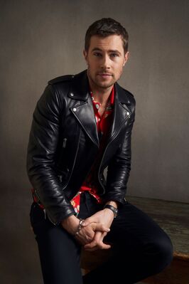 10032019_-_2019_New_York_Comic_Con_Portraits_TV_Guide_Magazine_003.jpg