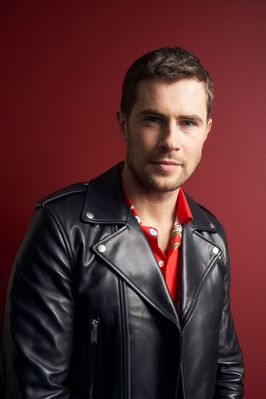 10032019_-_2019_New_York_Comic_Con_Portraits_TV_Guide_Magazine_007.jpg