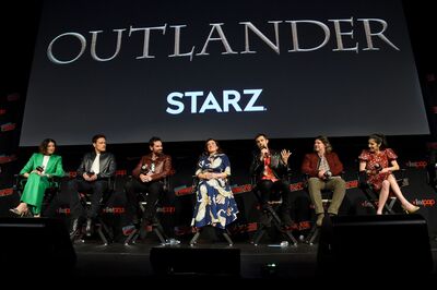 10052019_-_STARZ_Outlander_At_NYCC_2019_016.jpg