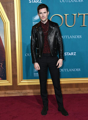 02132020_-_Starz_Premiere_Event_For_Outlander_Season_5_024.jpg