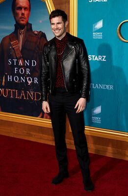 02132020_-_Starz_Premiere_Event_For_Outlander_Season_5_026.jpg
