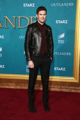 02132020_-_Starz_Premiere_Event_For_Outlander_Season_5_034.jpg