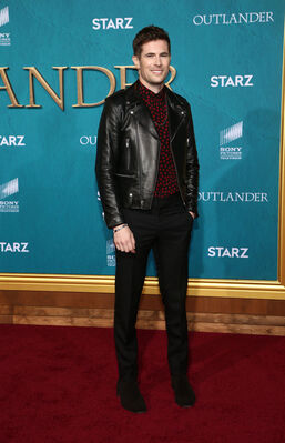 02132020_-_Starz_Premiere_Event_For_Outlander_Season_5_053.jpg