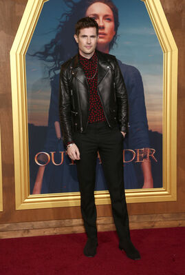 02132020_-_Starz_Premiere_Event_For_Outlander_Season_5_055.jpg