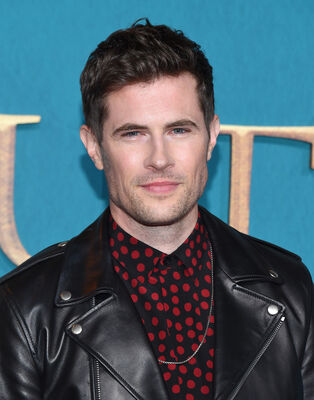 02132020_-_Starz_Premiere_Event_For_Outlander_Season_5_065.jpg