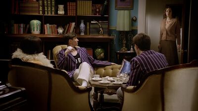MISS_FISHERS_MURDER_MYSTERIES_-_E1X02_MURDER_ON_THE_BELLARATE_TUNNEL_083.jpg