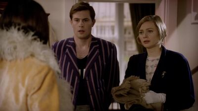 MISS_FISHERS_MURDER_MYSTERIES_-_E1X02_MURDER_ON_THE_BELLARATE_TUNNEL_116.jpg