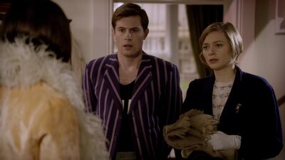 MISS_FISHERS_MURDER_MYSTERIES_-_E1X02_MURDER_ON_THE_BELLARATE_TUNNEL_117.jpg