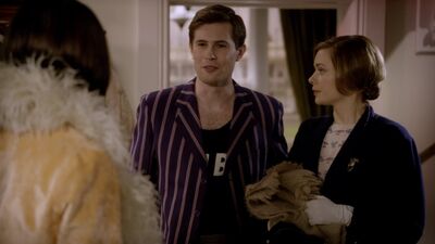 MISS_FISHERS_MURDER_MYSTERIES_-_E1X02_MURDER_ON_THE_BELLARATE_TUNNEL_130.jpg