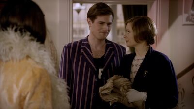 MISS_FISHERS_MURDER_MYSTERIES_-_E1X02_MURDER_ON_THE_BELLARATE_TUNNEL_137.jpg