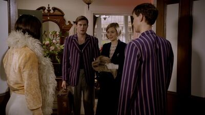 MISS_FISHERS_MURDER_MYSTERIES_-_E1X02_MURDER_ON_THE_BELLARATE_TUNNEL_151.jpg