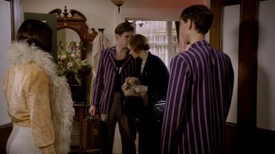 MISS_FISHERS_MURDER_MYSTERIES_-_E1X02_MURDER_ON_THE_BELLARATE_TUNNEL_175.jpg