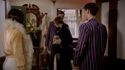MISS_FISHERS_MURDER_MYSTERIES_-_E1X02_MURDER_ON_THE_BELLARATE_TUNNEL_177.jpg
