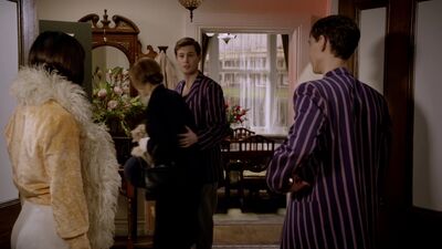 MISS_FISHERS_MURDER_MYSTERIES_-_E1X02_MURDER_ON_THE_BELLARATE_TUNNEL_182.jpg