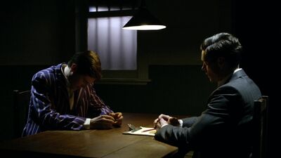 MISS_FISHERS_MURDER_MYSTERIES_-_E1X02_MURDER_ON_THE_BELLARATE_TUNNEL_209.jpg