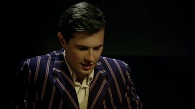 MISS_FISHERS_MURDER_MYSTERIES_-_E1X02_MURDER_ON_THE_BELLARATE_TUNNEL_212.jpg