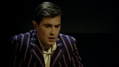 MISS_FISHERS_MURDER_MYSTERIES_-_E1X02_MURDER_ON_THE_BELLARATE_TUNNEL_240.jpg