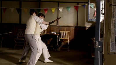 MISS_FISHERS_MURDER_MYSTERIES_-_E1X02_MURDER_ON_THE_BELLARATE_TUNNEL_292.jpg