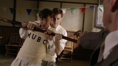 MISS_FISHERS_MURDER_MYSTERIES_-_E1X02_MURDER_ON_THE_BELLARATE_TUNNEL_305.jpg