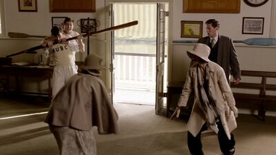 MISS_FISHERS_MURDER_MYSTERIES_-_E1X02_MURDER_ON_THE_BELLARATE_TUNNEL_313.jpg