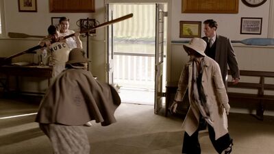 MISS_FISHERS_MURDER_MYSTERIES_-_E1X02_MURDER_ON_THE_BELLARATE_TUNNEL_315.jpg