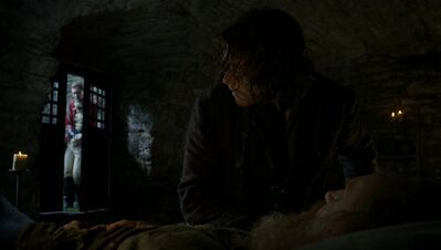 OUTLANDER_-_E3X03_ALL_DEBTS_PAID_0287.jpg