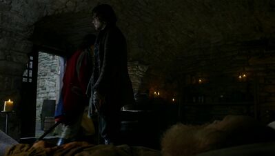 OUTLANDER_-_E3X03_ALL_DEBTS_PAID_0377.jpg