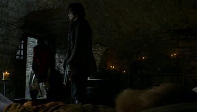 OUTLANDER_-_E3X03_ALL_DEBTS_PAID_0378.jpg