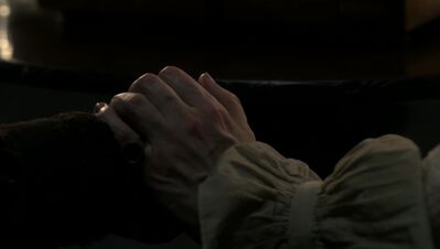 OUTLANDER_-_E3X03_ALL_DEBTS_PAID_1053.jpg