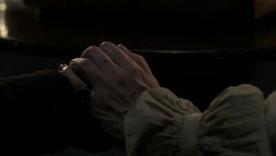 OUTLANDER_-_E3X03_ALL_DEBTS_PAID_1054.jpg