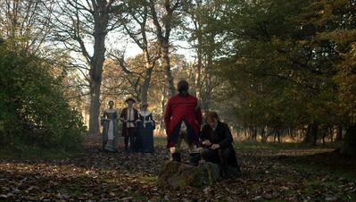 OUTLANDER_-_E3X04_OF_LOST_THINGS_214.jpg
