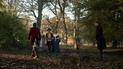 OUTLANDER_-_E3X04_OF_LOST_THINGS_233.jpg