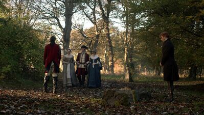 OUTLANDER_-_E3X04_OF_LOST_THINGS_239.jpg