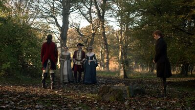 OUTLANDER_-_E3X04_OF_LOST_THINGS_240.jpg