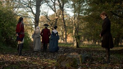 OUTLANDER_-_E3X04_OF_LOST_THINGS_270.jpg