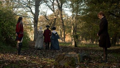 OUTLANDER_-_E3X04_OF_LOST_THINGS_274.jpg