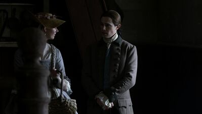 OUTLANDER_-_E3X04_OF_LOST_THINGS_296.jpg