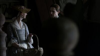 OUTLANDER_-_E3X04_OF_LOST_THINGS_303.jpg