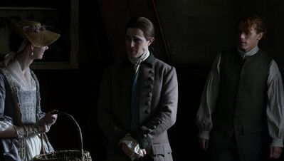 OUTLANDER_-_E3X04_OF_LOST_THINGS_312.jpg