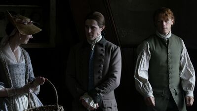 OUTLANDER_-_E3X04_OF_LOST_THINGS_315.jpg
