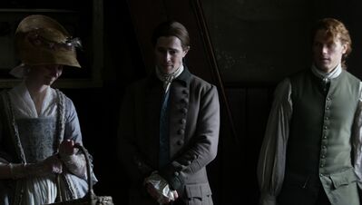 OUTLANDER_-_E3X04_OF_LOST_THINGS_316.jpg