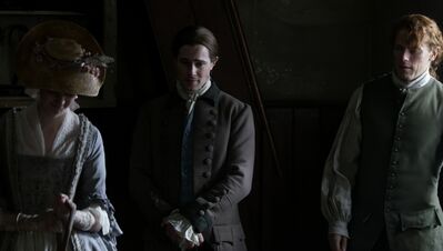 OUTLANDER_-_E3X04_OF_LOST_THINGS_318.jpg