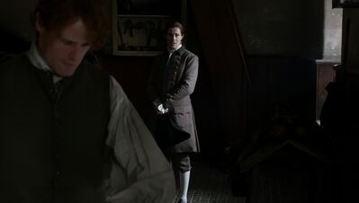 OUTLANDER_-_E3X04_OF_LOST_THINGS_339.jpg