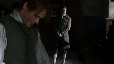 OUTLANDER_-_E3X04_OF_LOST_THINGS_348.jpg