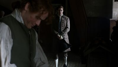 OUTLANDER_-_E3X04_OF_LOST_THINGS_350.jpg