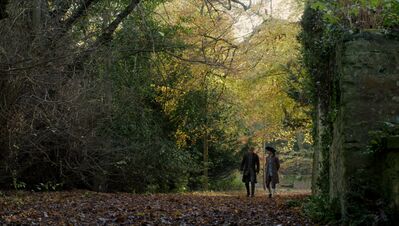 OUTLANDER_-_E3X04_OF_LOST_THINGS_543.jpg