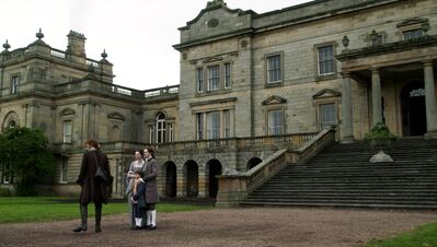 OUTLANDER_-_E3X04_OF_LOST_THINGS_828.jpg