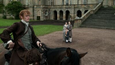 OUTLANDER_-_E3X04_OF_LOST_THINGS_852.jpg