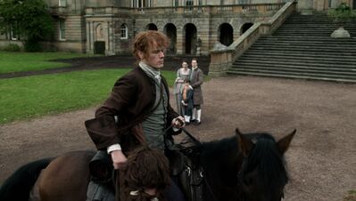 OUTLANDER_-_E3X04_OF_LOST_THINGS_856.jpg